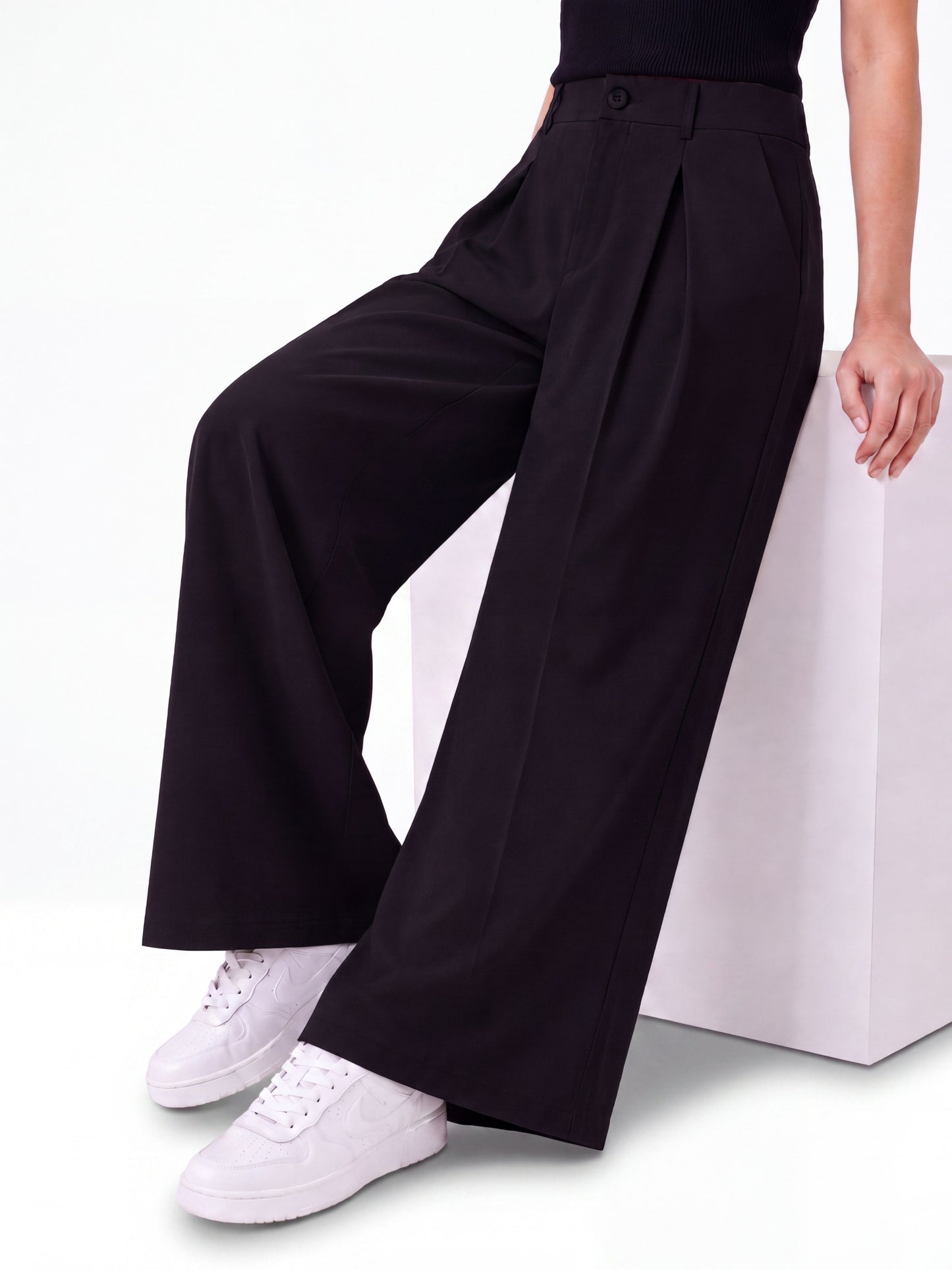Everyday Korean Wide-Leg Pants- Black